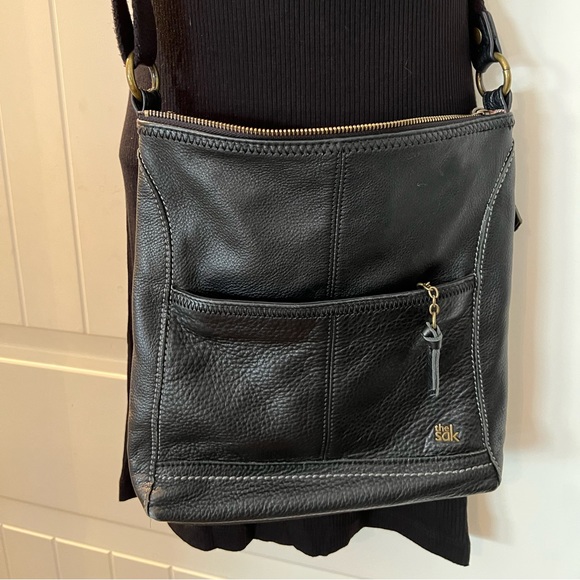 The Sak Crossbody Black Leather Shoulder Bag - Picture 2 of 13